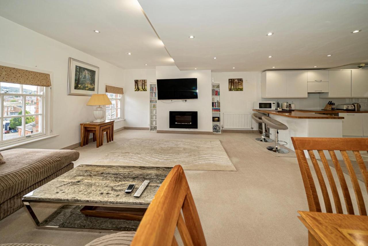 Serviced Apartments Macclesfield Exteriör bild